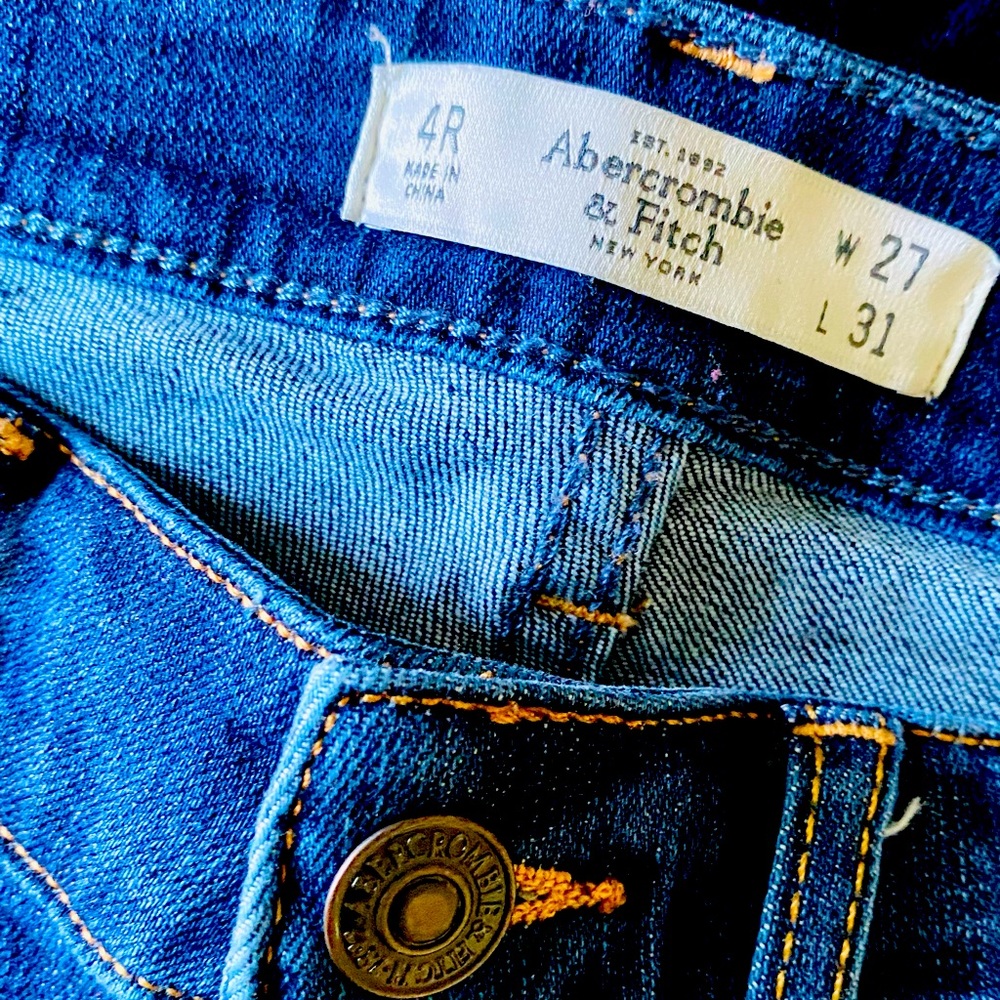 Abercrombie & Fitch Skinny Fit Denim Women’s Jeans